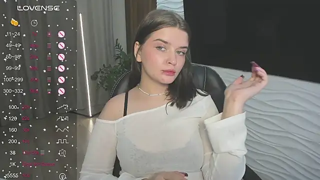 Mori Girll online show from 26, 11, 2025