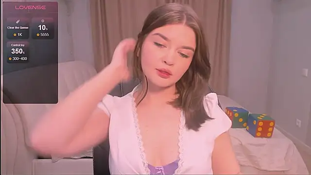 Mori Girll online show from 5, 11, 2025