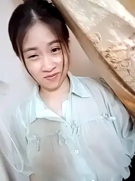 Snapshot of tuongvycute chatting on 28, 10, 2025 tuongvycute online show from 28, 10, 2025