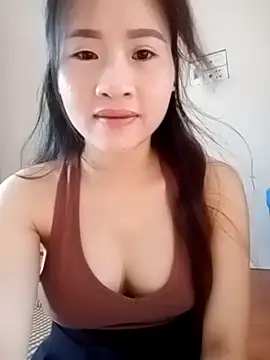 Snapshot of tuongvycute chatting on 19, 10, 2025 tuongvycute online show from 19, 10, 2025