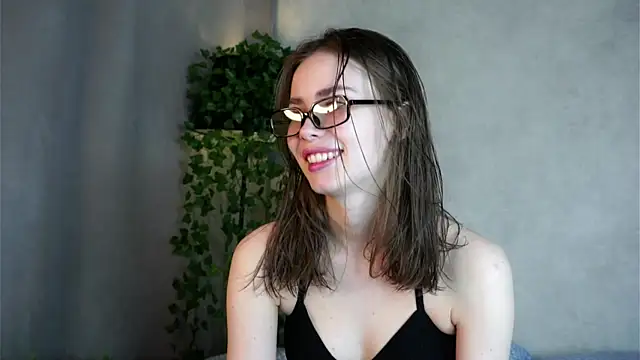 MonetLeitman online show from 25, 4, 2026