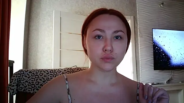 LolaMint  online show from 21, 11, 2025