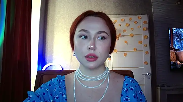 LolaMint  online show from 5, 11, 2025