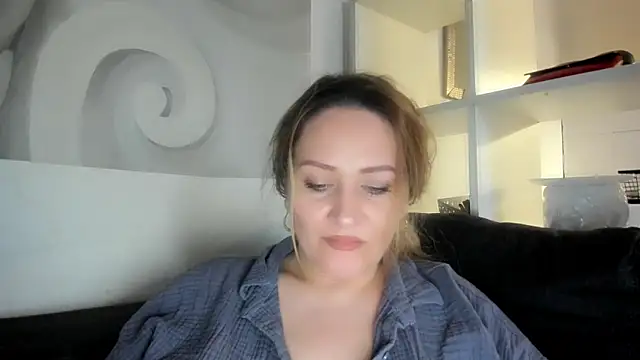 88  callmemadam  88 online show from 19, 1, 2026