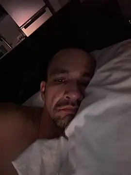 Pikachucums4u online show from 25, 10, 2025