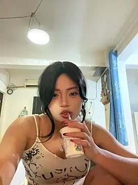 lan-xinh1 online show from 13, 10, 2025