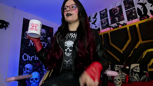 Evangelinejoness  online show from 22, 12, 2025