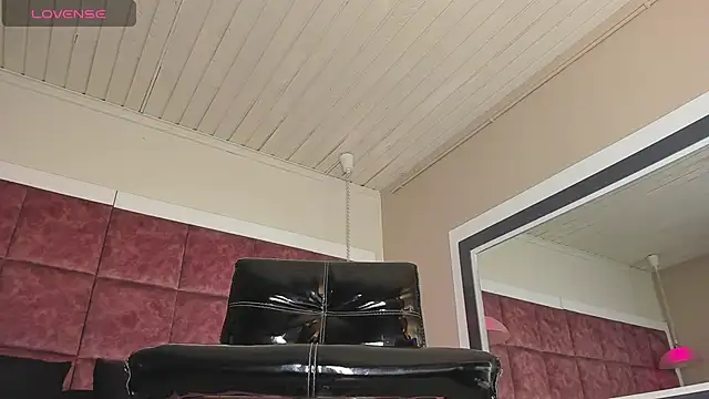 Shara Goddes05 online show from 14, 10, 2025