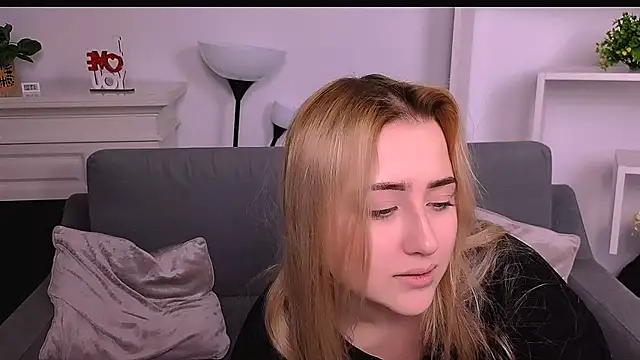 Lulu   Moon online show from 3, 3, 2026