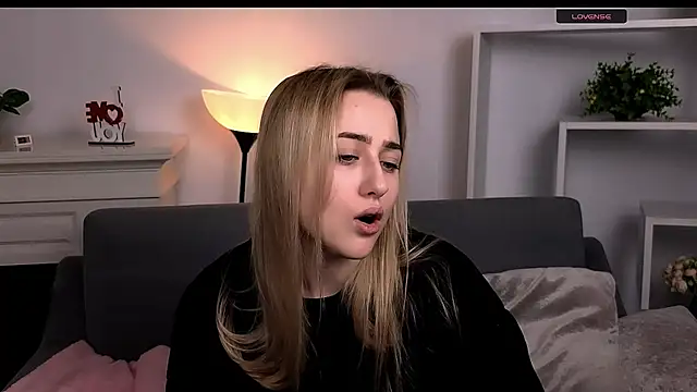 Lulu   Moon online show from 12, 3, 2026