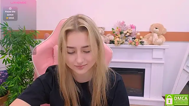 Lulu   Moon online show from 17, 11, 2025