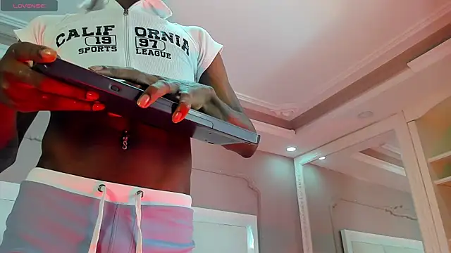 Charlie Storm  online show from 12, 11, 2025