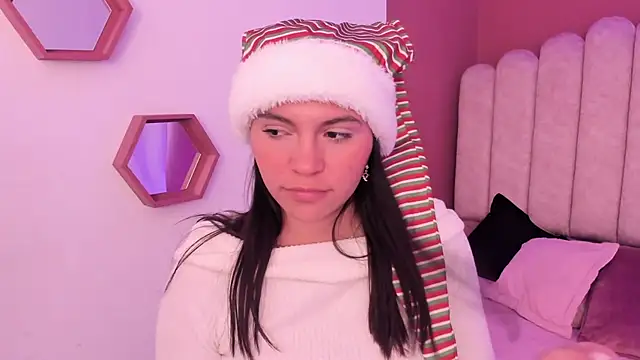 Snapshot of Ariana__clauss chatting on 28, 11, 2025 Ariana clauss online show from 28, 11, 2025