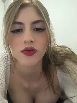 AlessiaLuxx online show from 28, 5, 2026