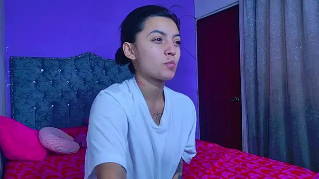 Liisaa Kiss online show from 1, 3, 2026