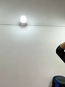 Adeline 1 online show from 24, 11, 2025