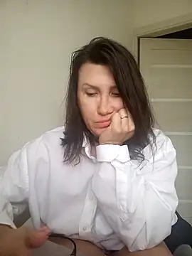 Snapshot of Ambika_beauty chatting on 11, 5, 2026 Ambika beauty online show from 11, 5, 2026