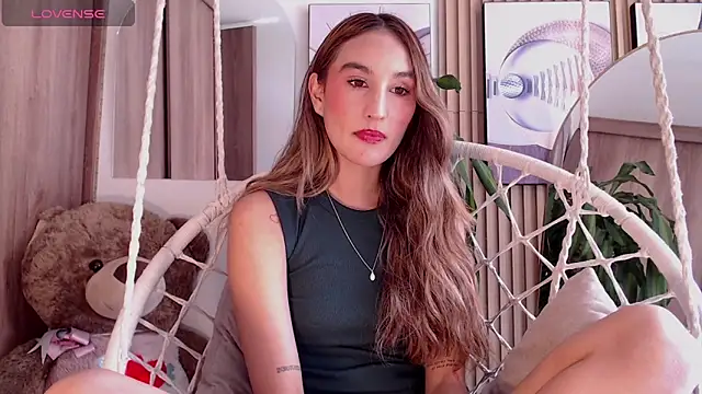 Lya montoya online show from 10, 11, 2025