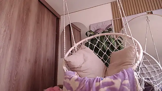 Lya montoya online show from 17, 10, 2025