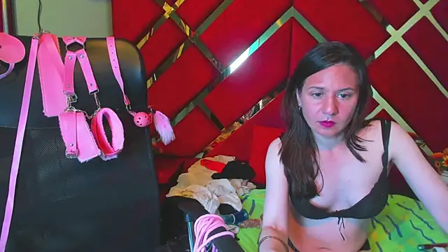 Kylie Bloom online show from 14, 3, 2026