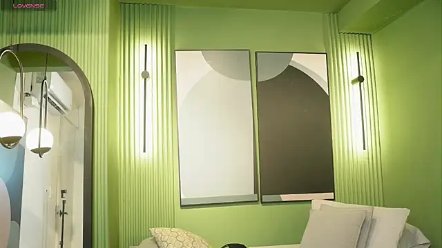 Snapshot of Reik_Vonn chatting on 14, 6, 2026 Reik Vonn online show from 14, 6, 2026