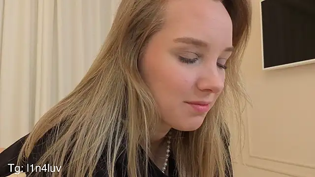 AIicaparkerc online show from 5, 12, 2025