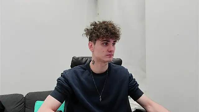 Snapshot of Nick_Phillip chatting on 16, 11, 2025 Nick Phillip online show from 16, 11, 2025