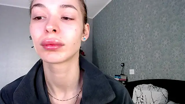 Daphne Darkthorn online show from 12, 1, 2026