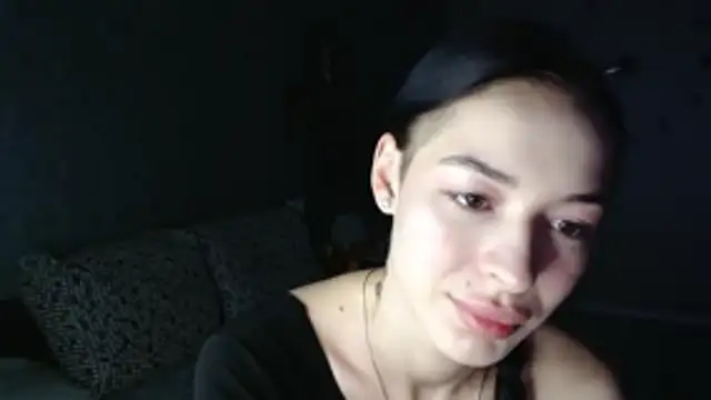 Daphne Darkthorn online show from 3, 11, 2025