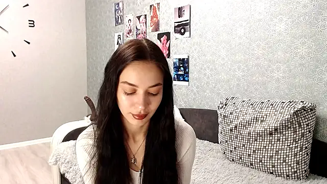 Daphne Darkthorn online show from 19, 10, 2025