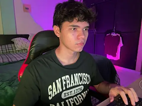 Im Camii online show from 15, 4, 2026