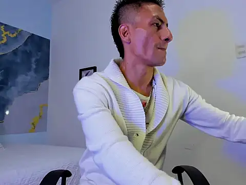 latin crissex online show from 18, 10, 2025