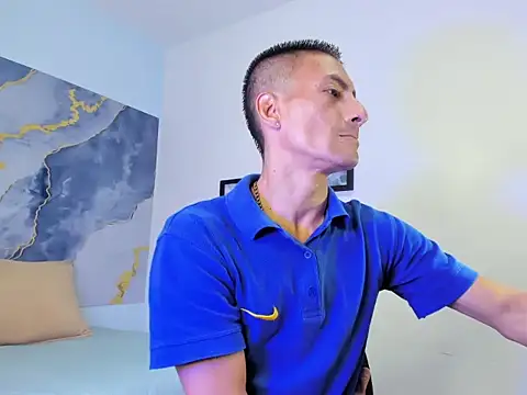 latin crissex online show from 21, 11, 2025