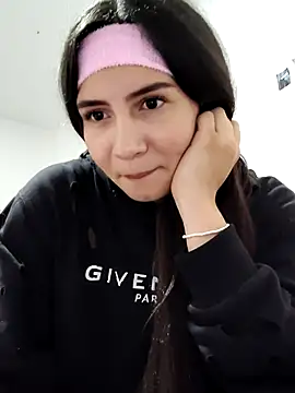 sophia salazar18 online show from 5, 11, 2025