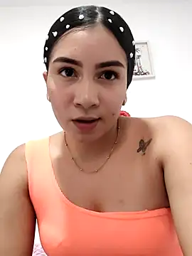 sophia salazar18 online show from 17, 10, 2025