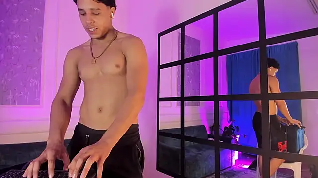 Adrian Volt online show from 11, 11, 2025