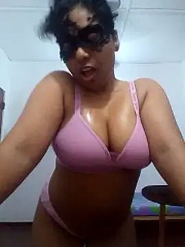 Expose Queen online show from 22, 6, 2026