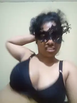 Expose Queen online show from 17, 2, 2026