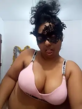 Expose Queen online show from 15, 5, 2026