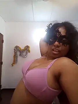 Expose Queen online show from 17, 6, 2026