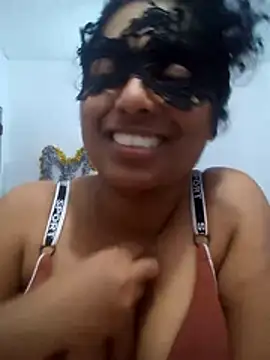 Expose Queen online show from 24, 5, 2026