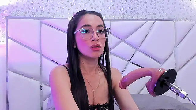 Snapshot of GabbiePrice chatting on 11, 5, 2026 GabbiePrice online show from 11, 5, 2026