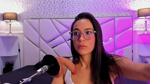 GabbiePrice online show from 22, 3, 2026