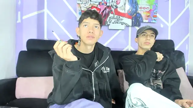 heyy noah11 online show from 14, 4, 2026