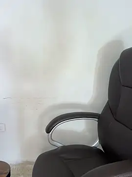 Snapshot of _Isabella_1 chatting on 23, 12, 2025 Isabella 1 online show from 23, 12, 2025