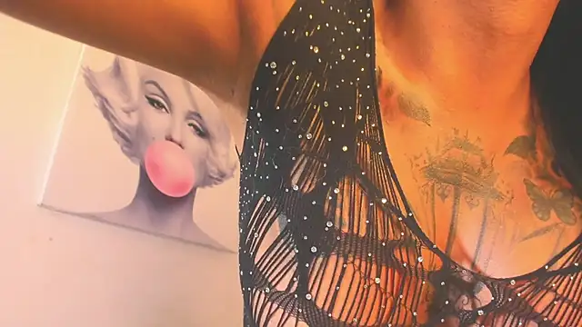 BiancaValentinna online show from 20, 12, 2025