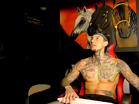 Molotov Explosive online show from 14, 11, 2025