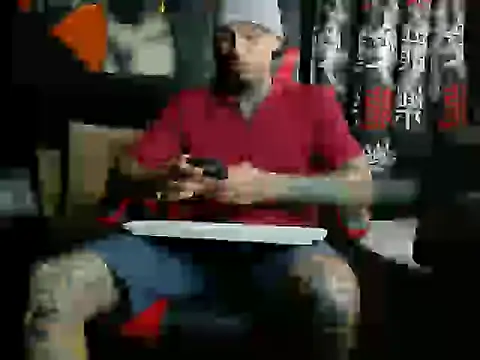 Molotov Explosive online show from 8, 11, 2025