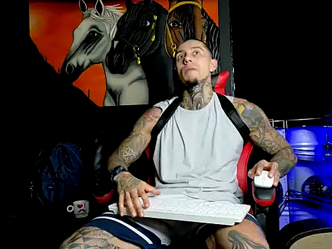 Molotov Explosive online show from 22, 12, 2025