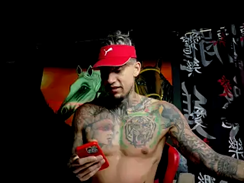 Molotov Explosive online show from 14, 10, 2025